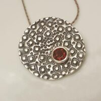 "Granat"  Silberanhänger  geschwärzt