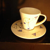 Espressogedeck "Ein bunter Hund" ..... mit blauen Blüten